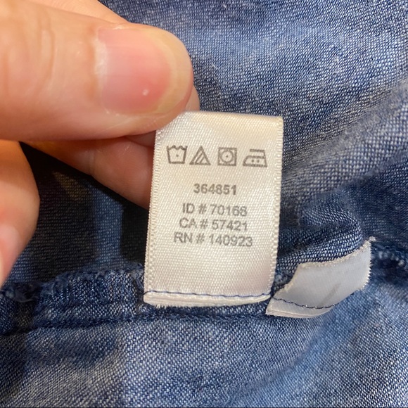 LOFT The Softened Shirt Chambray Jean L - Picture 3 of 9